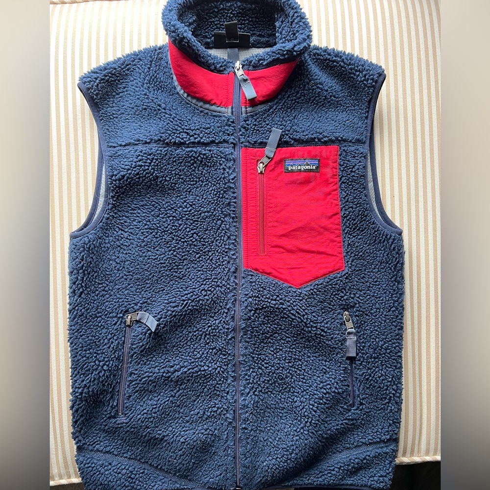 Women’s fleece vest